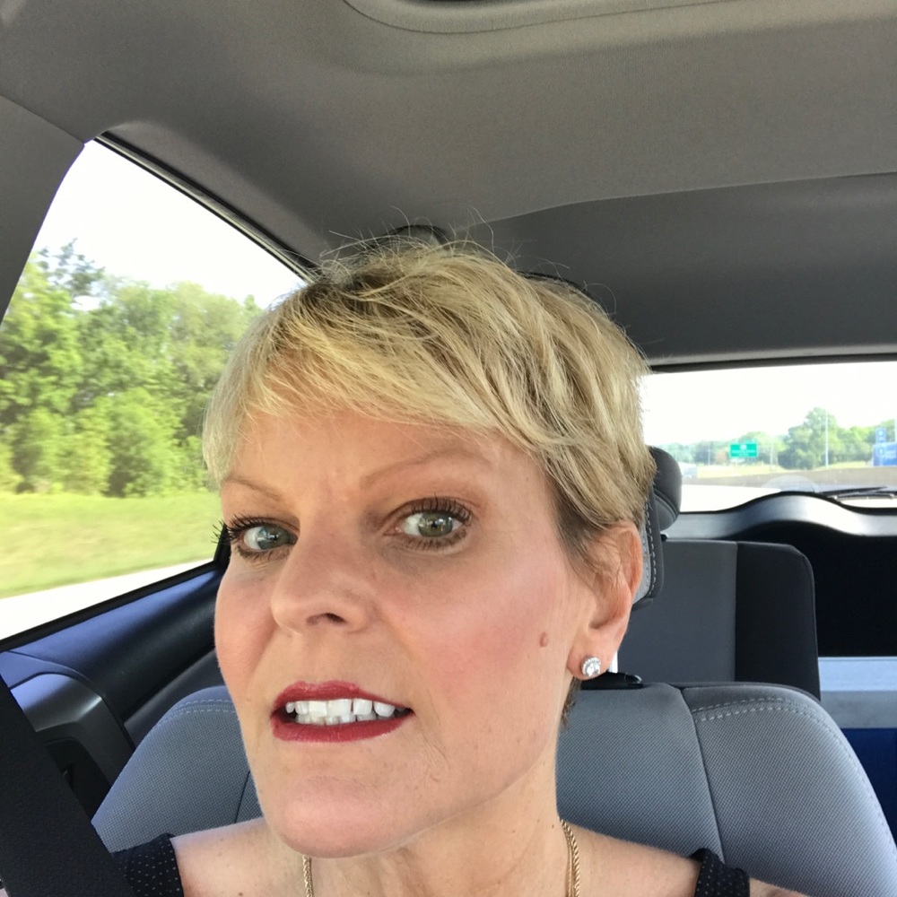 Meet your Posher, Molly